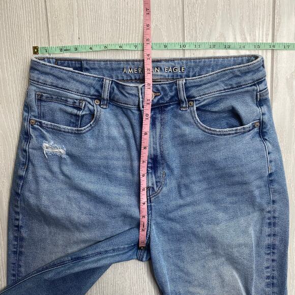 American Eagle Women's Denim Blue Distressed Mom Jeans Size 12 - Picture 5 of 12